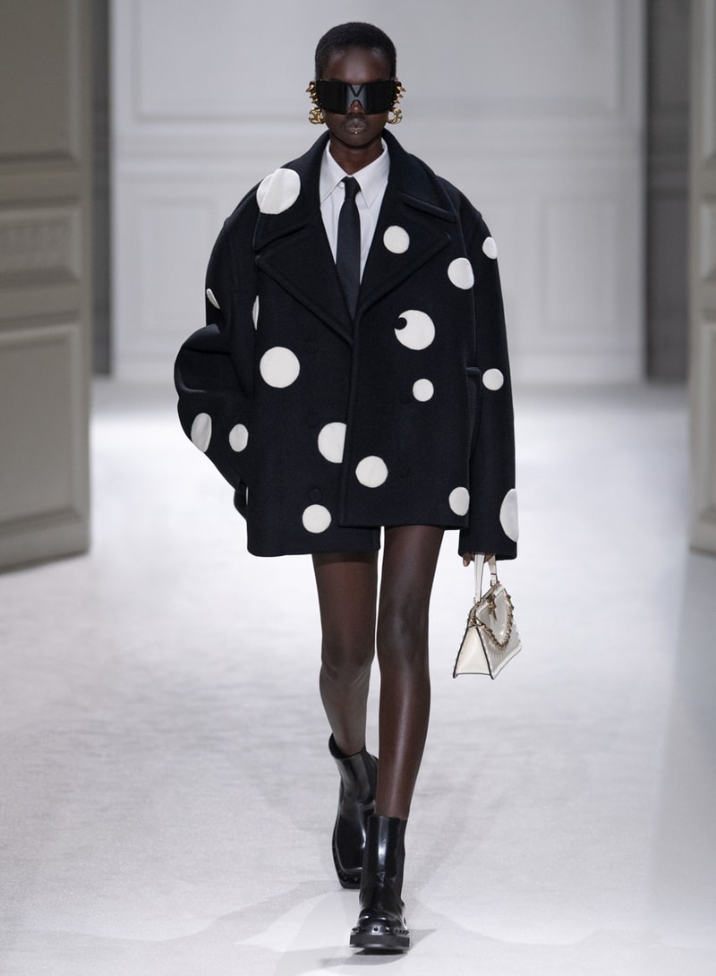 Valentino Fall Winter 2023 "Black Tie" Collection Runway Show Pierpaolo Piccioli Paris Fashion Week FW23 PFW Mens Womens Rock Stud