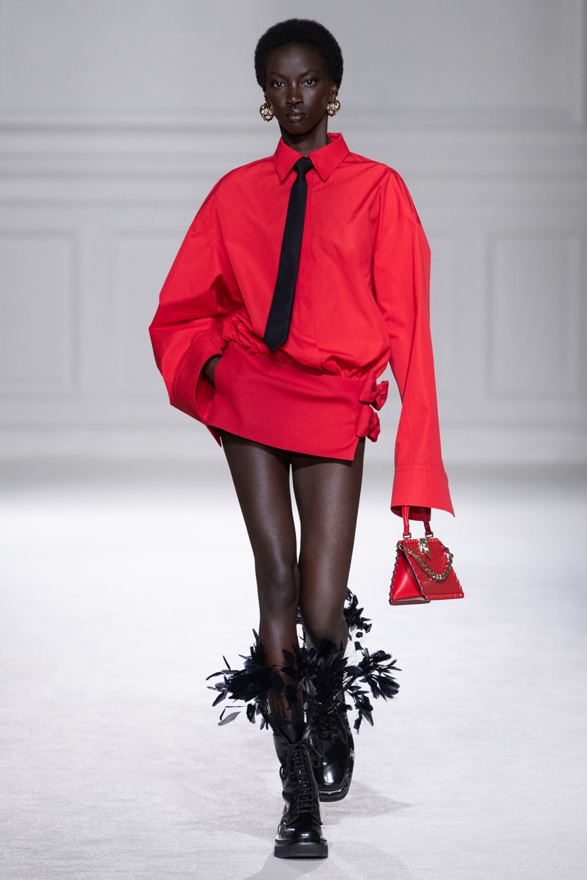 Valentino Fall Winter 2023 "Black Tie" Collection Runway Show Pierpaolo Piccioli Paris Fashion Week FW23 PFW Mens Womens Rock Stud