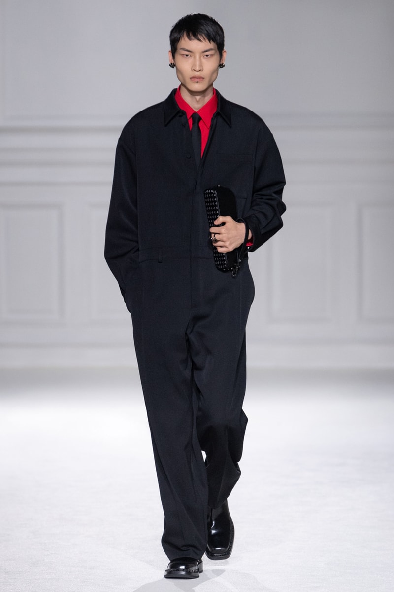 Valentino Fall Winter 2023 "Black Tie" Collection Runway Show Pierpaolo Piccioli Paris Fashion Week FW23 PFW Mens Womens Rock Stud