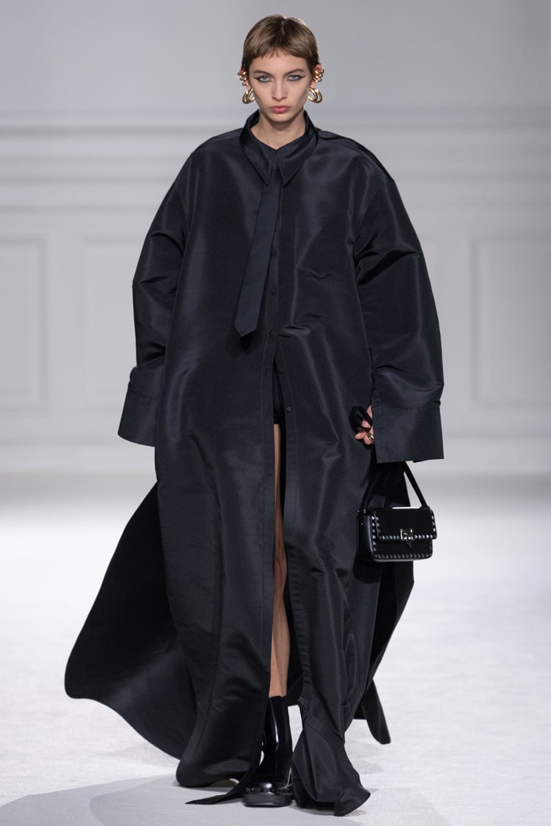 Valentino Fall Winter 2023 "Black Tie" Collection Runway Show Pierpaolo Piccioli Paris Fashion Week FW23 PFW Mens Womens Rock Stud