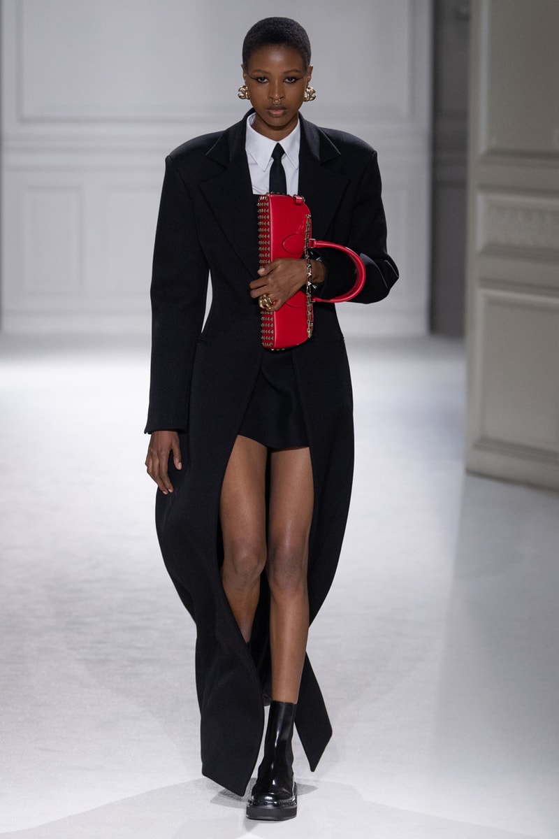 Valentino Fall Winter 2023 "Black Tie" Collection Runway Show Pierpaolo Piccioli Paris Fashion Week FW23 PFW Mens Womens Rock Stud