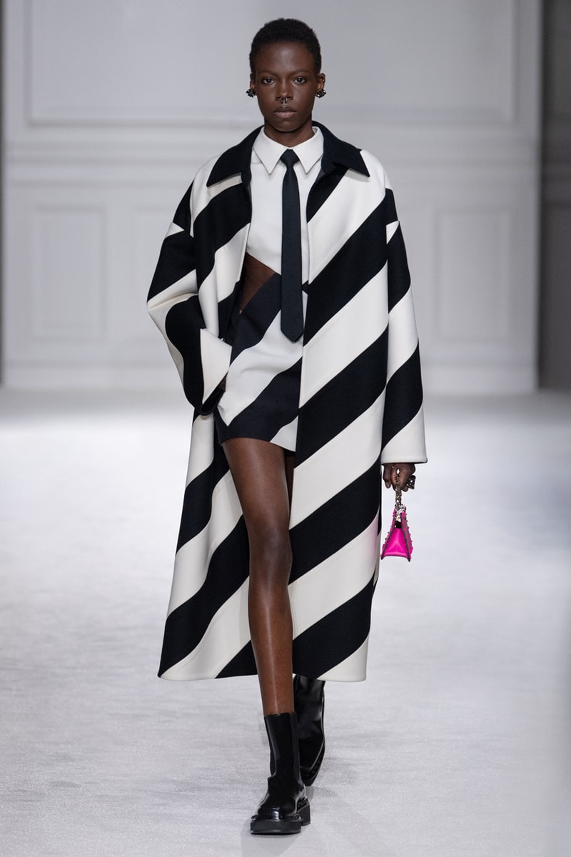 Valentino Fall Winter 2023 "Black Tie" Collection Runway Show Pierpaolo Piccioli Paris Fashion Week FW23 PFW Mens Womens Rock Stud