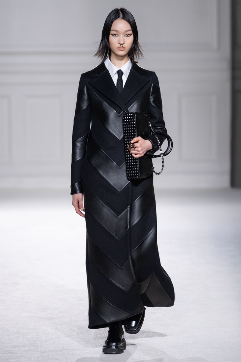 Valentino Fall Winter 2023 "Black Tie" Collection Runway Show Pierpaolo Piccioli Paris Fashion Week FW23 PFW Mens Womens Rock Stud