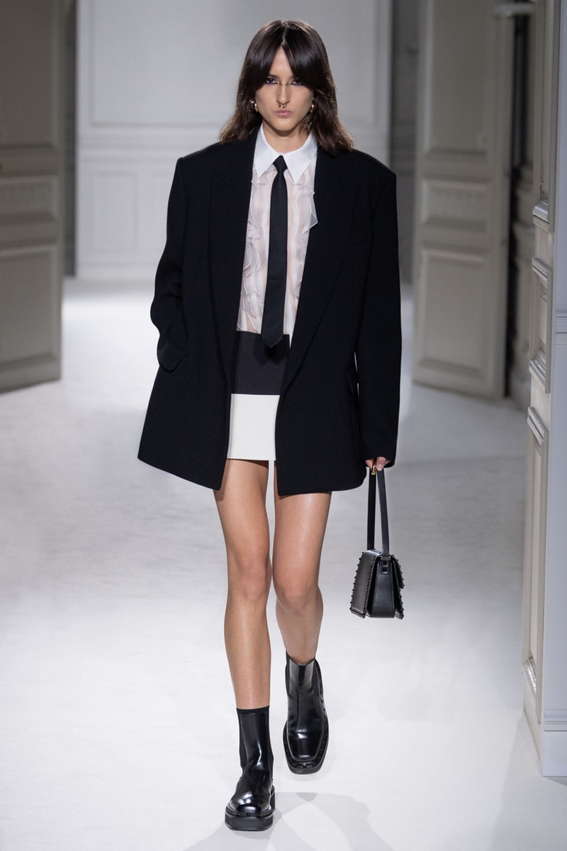 Valentino Fall Winter 2023 "Black Tie" Collection Runway Show Pierpaolo Piccioli Paris Fashion Week FW23 PFW Mens Womens Rock Stud