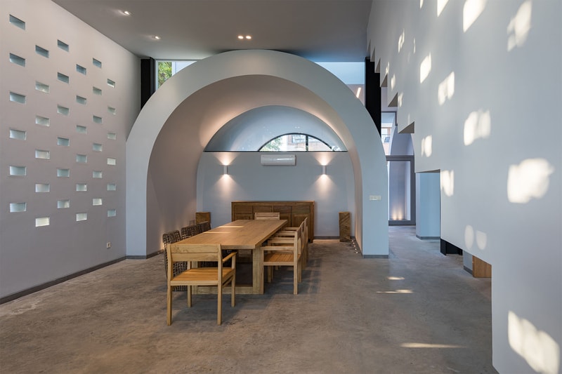 "Vaulted Villa" by KRDS Architects Overlooks the Caspian Sea