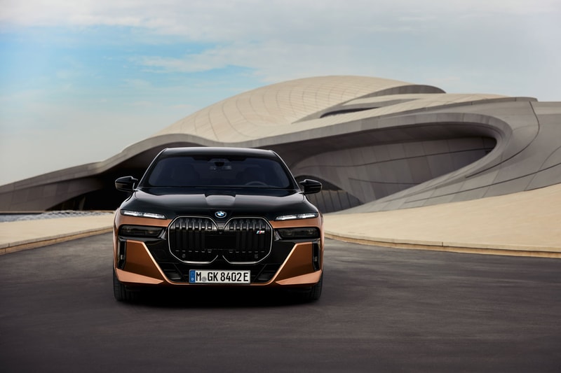 BMW's i7 M70 Is Its New Most Powerful EV xDrive 650 hp 3 5 seconds zero to 60 M performance