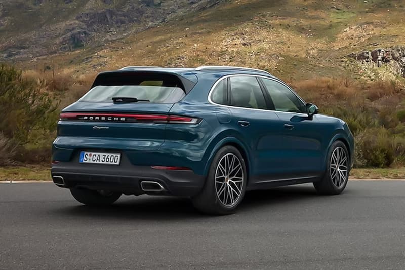 Porsche Cayenne 2024 Luxury SUV Vehicle Car First Look Images Preview Details Specs Design Digital Display Interior Concept Photos Pictures