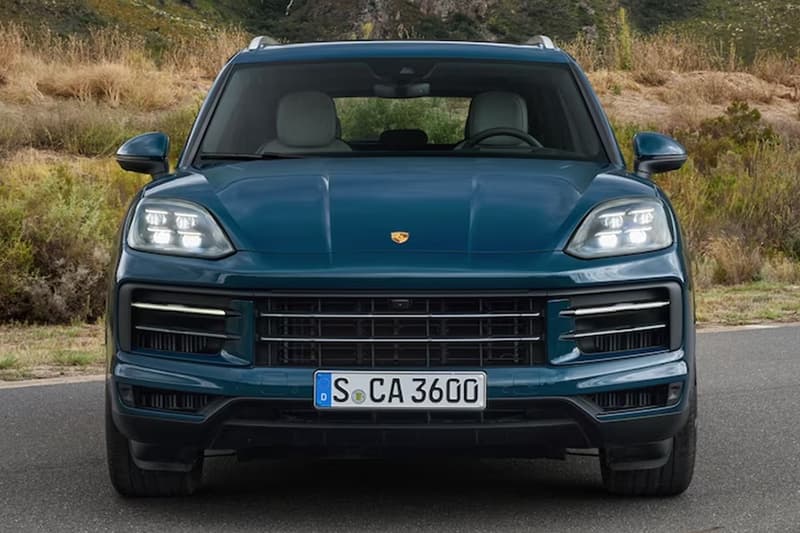 Porsche Cayenne 2024 Luxury SUV Vehicle Car First Look Images Preview Details Specs Design Digital Display Interior Concept Photos Pictures