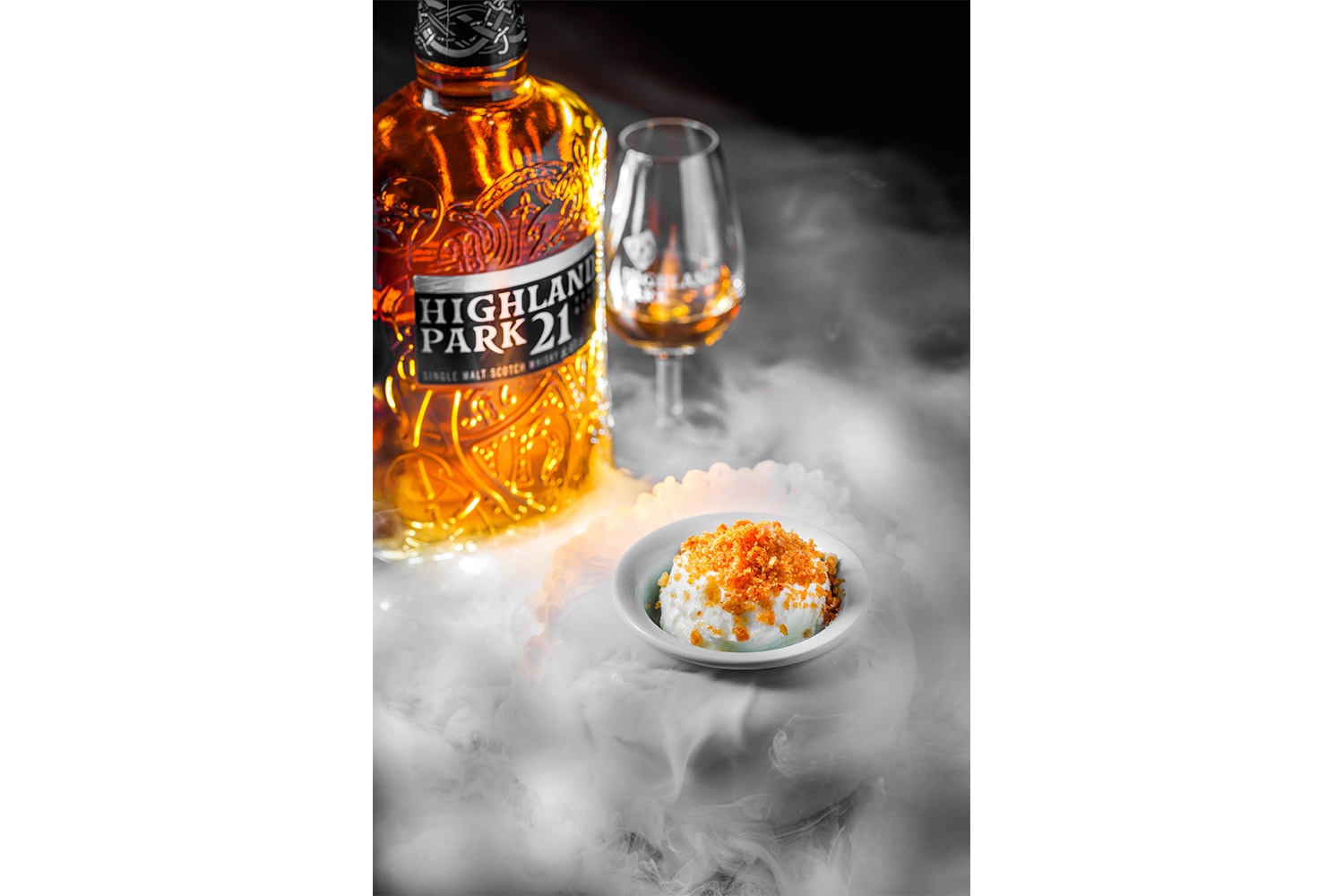 Highland Park 12 Year Old Single Malt Scotch Whisky, 700ml : :  Grocery