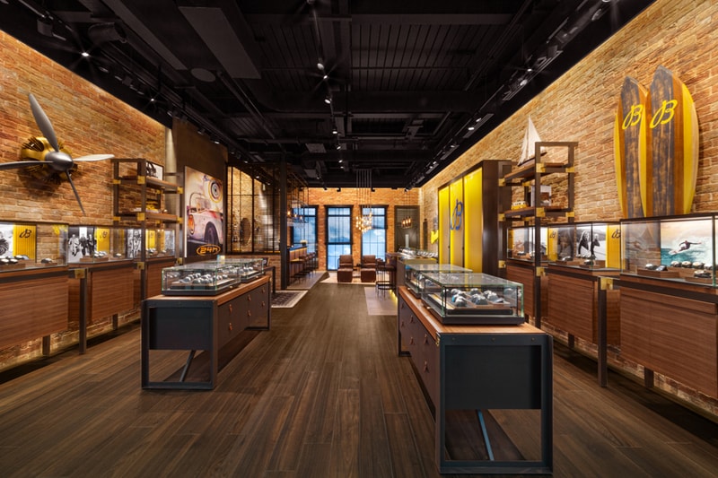Breitling Opens New Leicester Boutique Watches