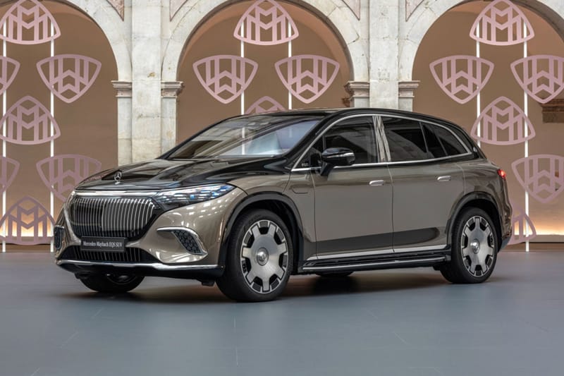 Mercedes-Benz Debuts Maybach EQS SUV