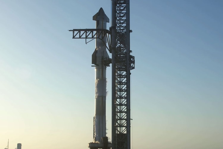 SpaceX’s Starship Exploded After Take Off and Elon Musk Gifted LeBron James a Blue Check In This Week’s Tech Roundup