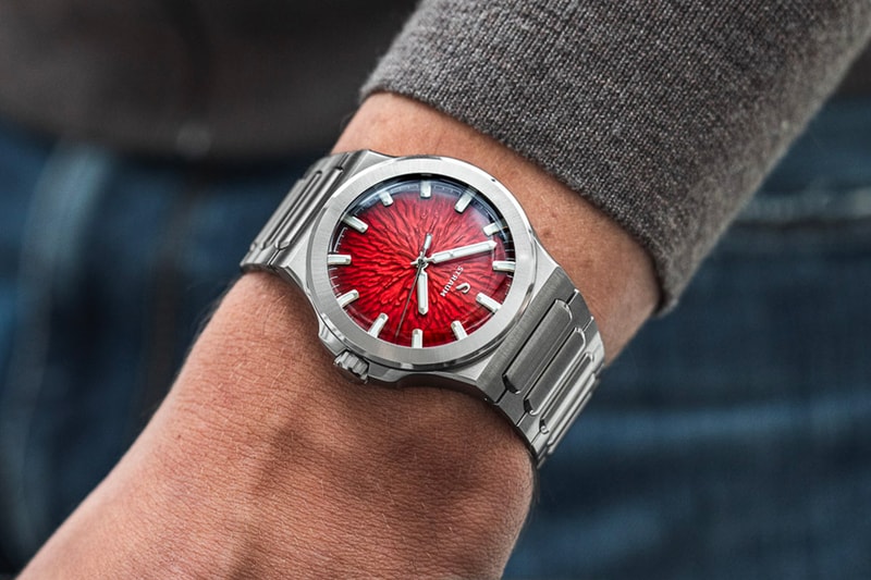 Fratello × Straum Jan Mayen Limited-Edition Sports Watch Lava-Red Fumé Dial Release Info