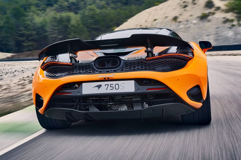 McLaren 750S V8 Mid Engine Rear Wheel Drive British UK Supercar Hypercar Release Information First Look