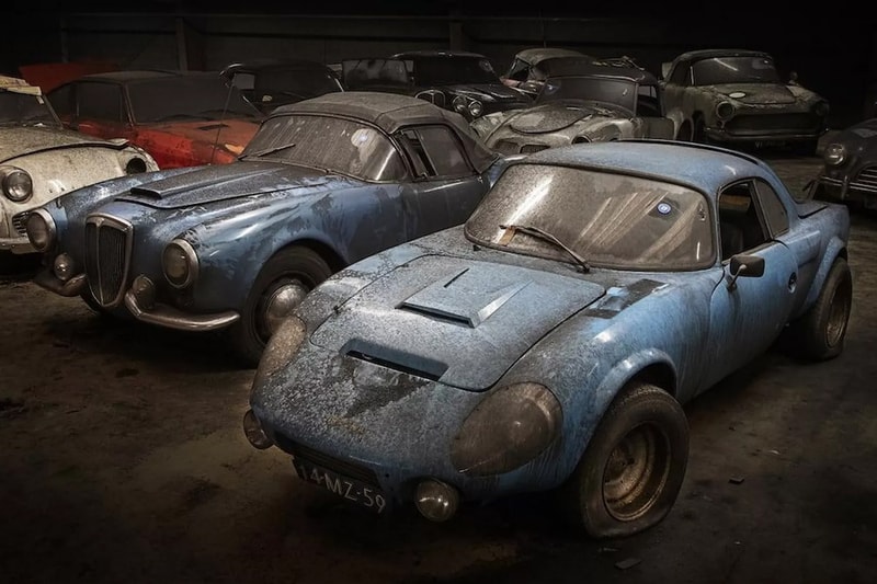 230 Classic Cars Found in Storage in Netherlands, Heading to Auction and Expected To Fetch Millions palmen barnfind gallery aaldering dutch alfa romeo lancia maserati ferrari italian cars france facel vega germany bmw mercedes-benz nsu uk jaguar aston martin rolls-royce america chevrolet cadillac ford Lancia Aurelia Spider Alfa Romeo 2600 SZ, and a Mercedes-Benz 300S Roadster