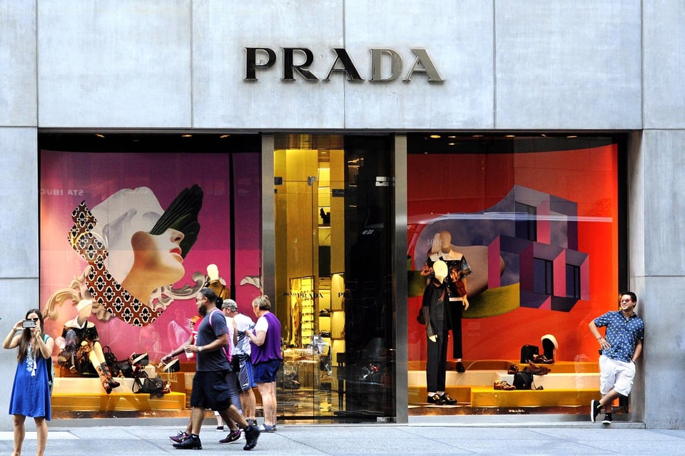 Prada opens green pop-up store in Paris, News