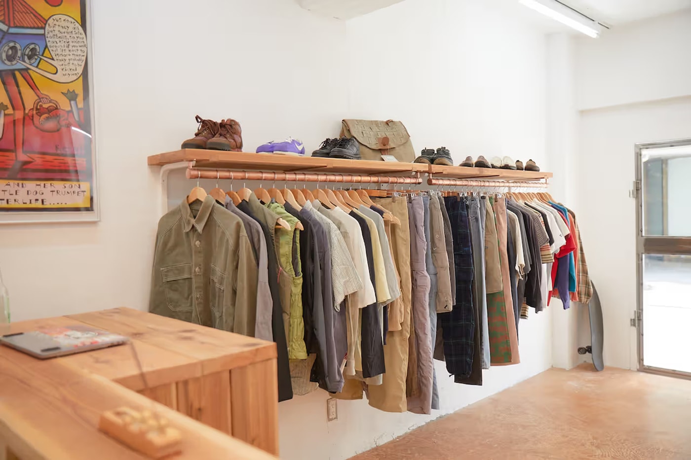 Small Cloth Shop Interior Design Ideas in 2023