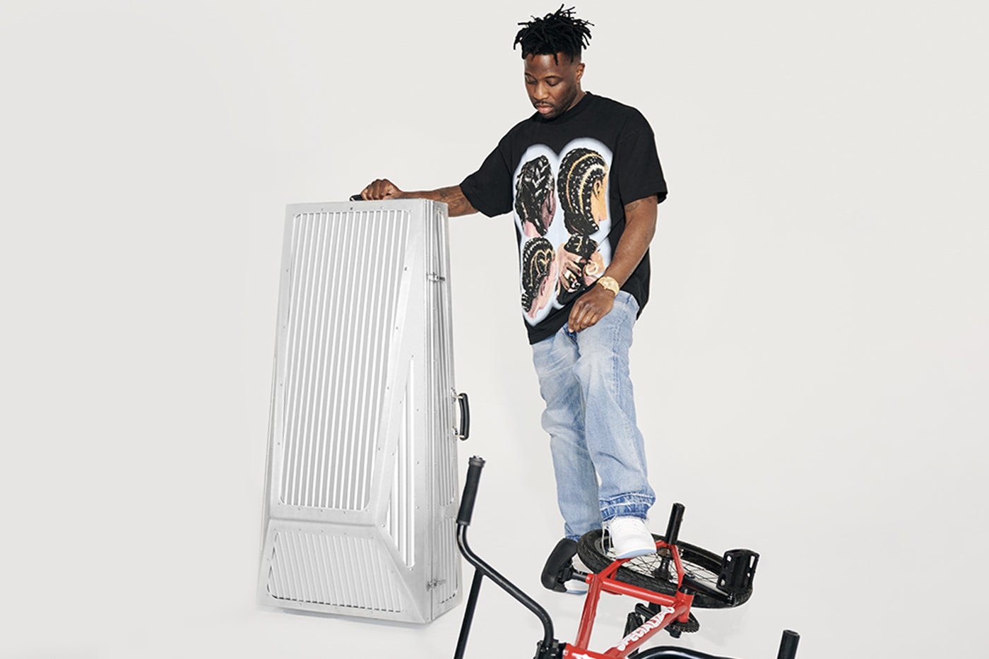 RIMOWA Unveils First-Ever Bike Case for BMX Athlete Nigel Sylvester custom coneptual piece modern sport case early 80s atelier durable aluminum contemporary travel