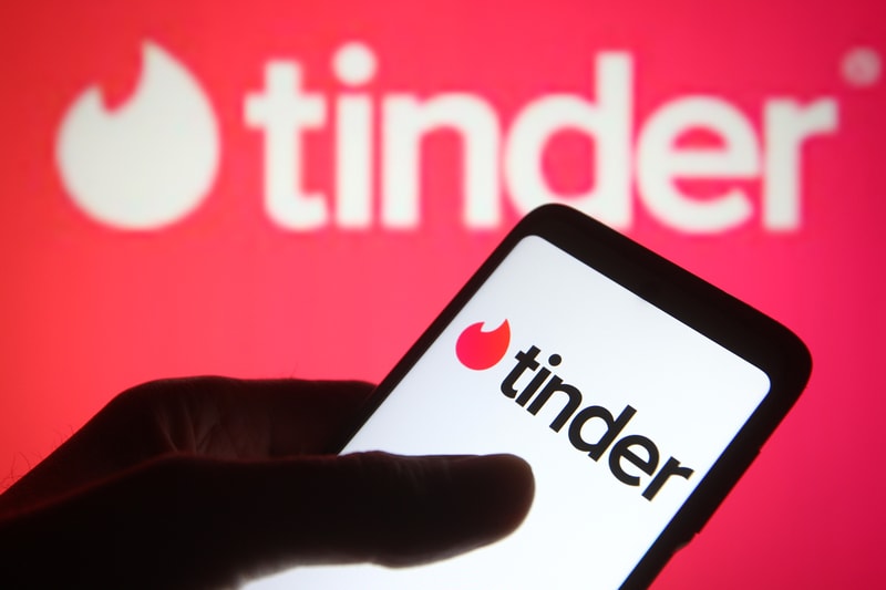 New Tinder 'Blind Date' Feature Brings Back the Old-School Experience