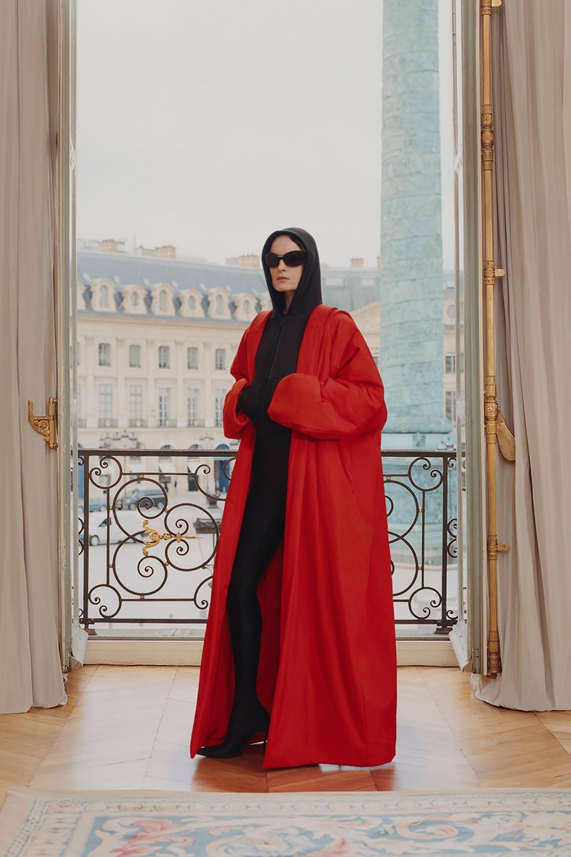 Balenciaga Spring 2024 Capital B Collection Demna Video Watch Stream Looks Vogue Runway Paris Mau Morgó BFRND Édith Piaf “Sous le Ciel de Paris”