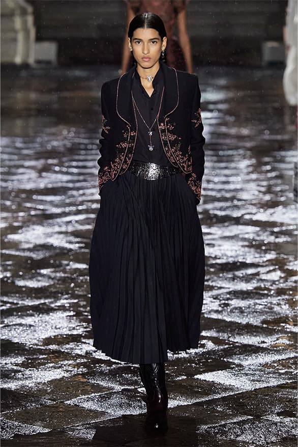 Dior Resort 2024 Womenswear Runway Show Mexico City fashion Maria Grazia Chiuri