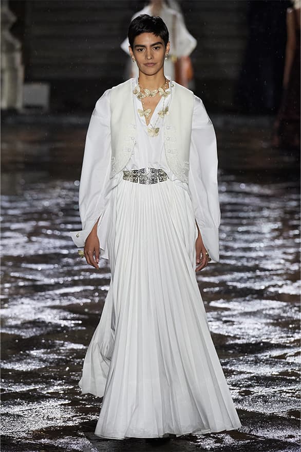 Dior Resort 2024 Womenswear Runway Show Mexico City fashion Maria Grazia Chiuri