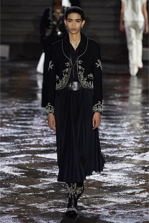 Dior Resort 2024 Womenswear Runway Show Mexico City fashion Maria Grazia Chiuri