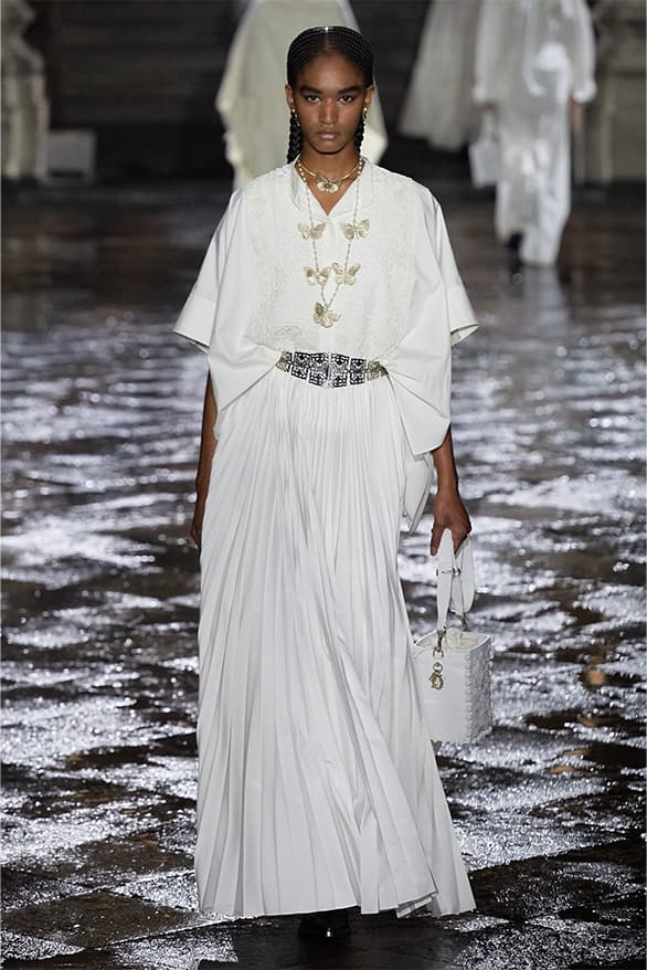 Dior Resort 2024 Womenswear Runway Show Mexico City fashion Maria Grazia Chiuri