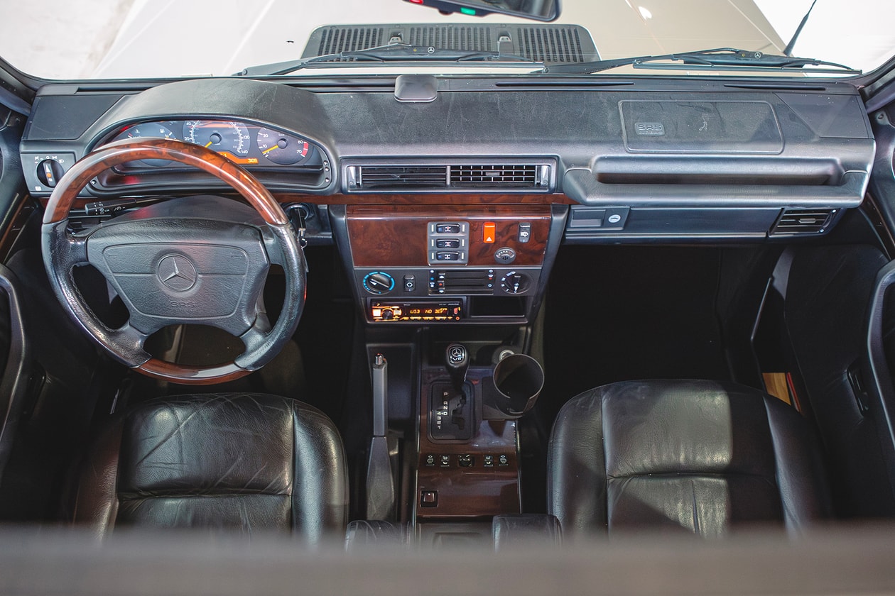 Дуг ДеМуро и его водители кабриолета Mercedes-Benz G500 Инфлюенсер на Youtube Автомобили и ставки