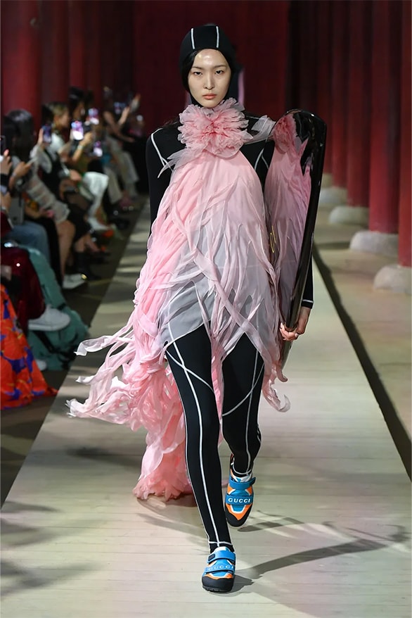 Gucci Resort 2024 Seoul Runway Show menswear womenswear Sabato de Sarno Gyeongbokgung Palace