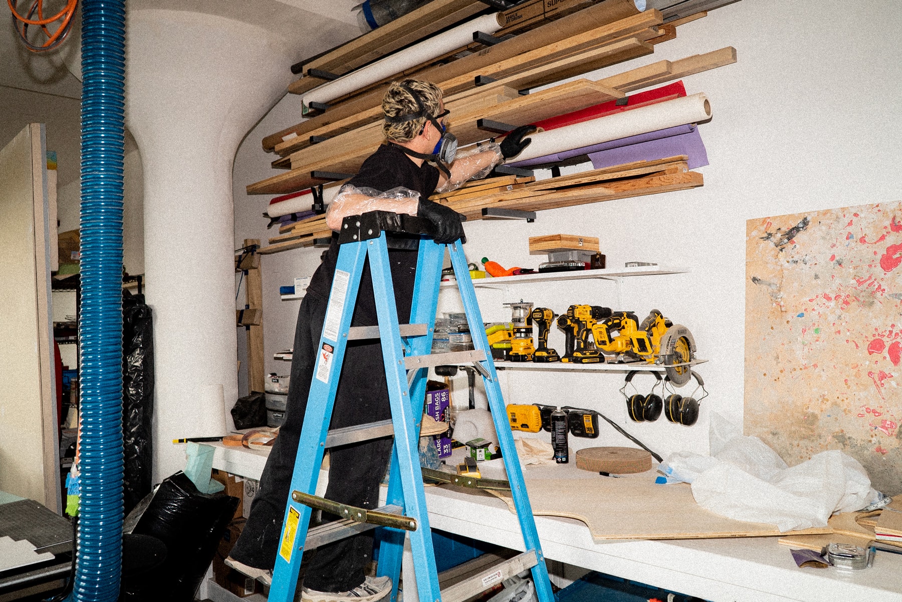 gustavo barroso furniture design sculptor artist artworks exhibition