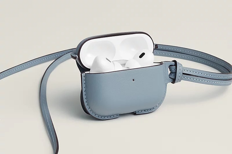 Hermès Apple AirPods Pro 2 Case Swift Calfskin Leather Gold Bleu Navy Vert Criquet / Vert Bambou Bleu Lin / Étain 