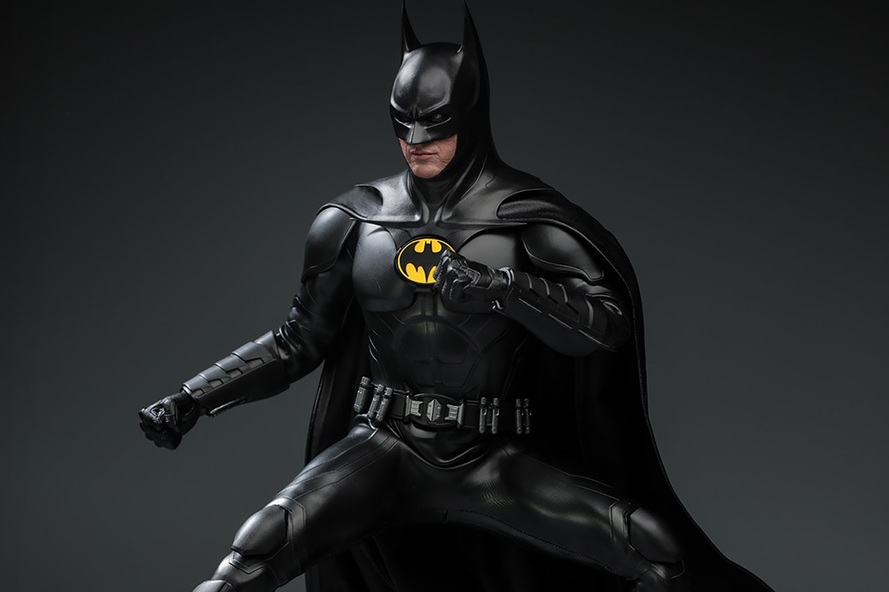 Hot Toys Batman Michael Keaton 1/6 Scale Figure Release