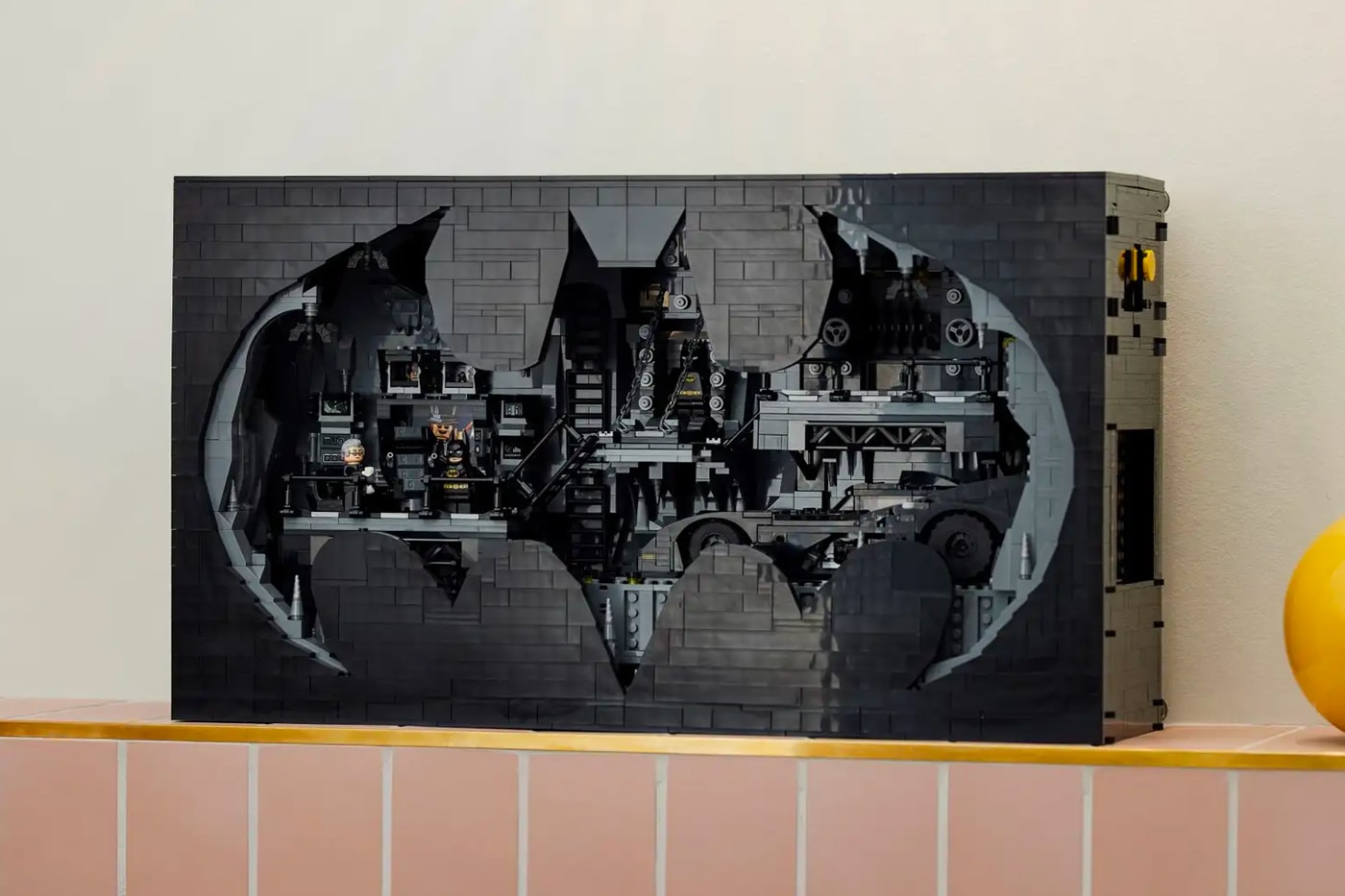 LEGO Batman Returns Batcave Shadowbox 3981 piece set release info date price