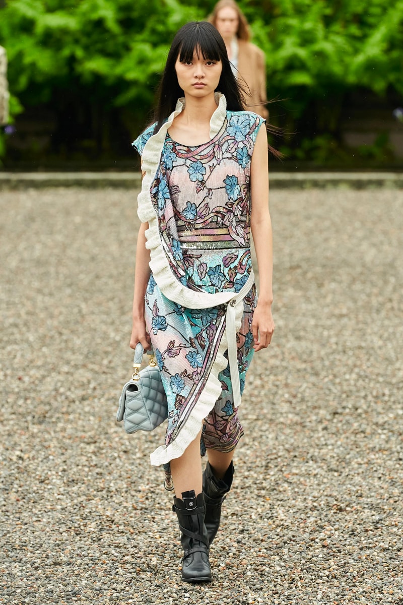 Louis Vuitton Resort 2024 Is an Ethereal Take on High Fashion Mermaidcore isola bella collection runway lake maggiore italy nicolas ghesquiere borromeo family