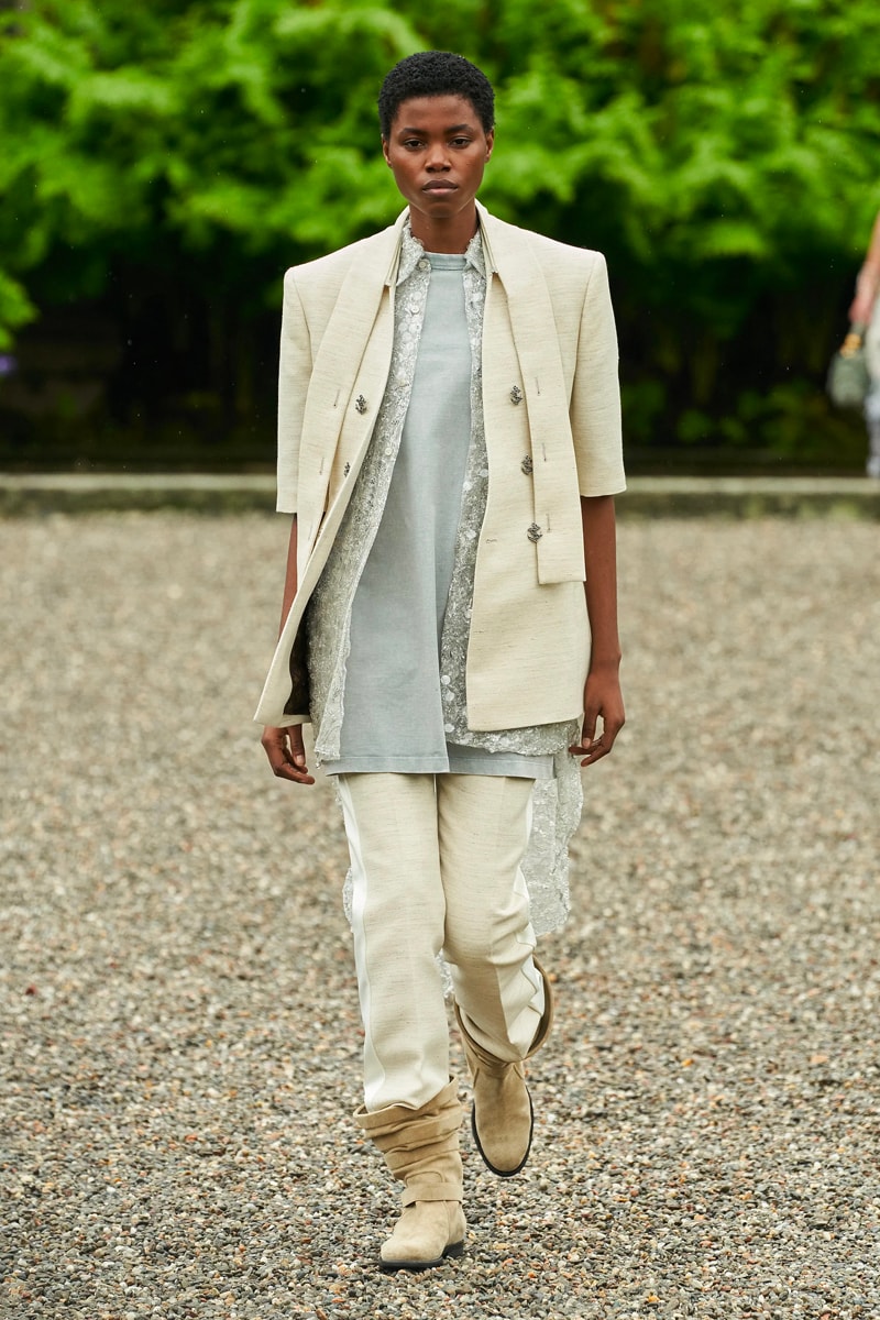 Louis Vuitton Resort 2024 Is an Ethereal Take on High Fashion Mermaidcore isola bella collection runway lake maggiore italy nicolas ghesquiere borromeo family