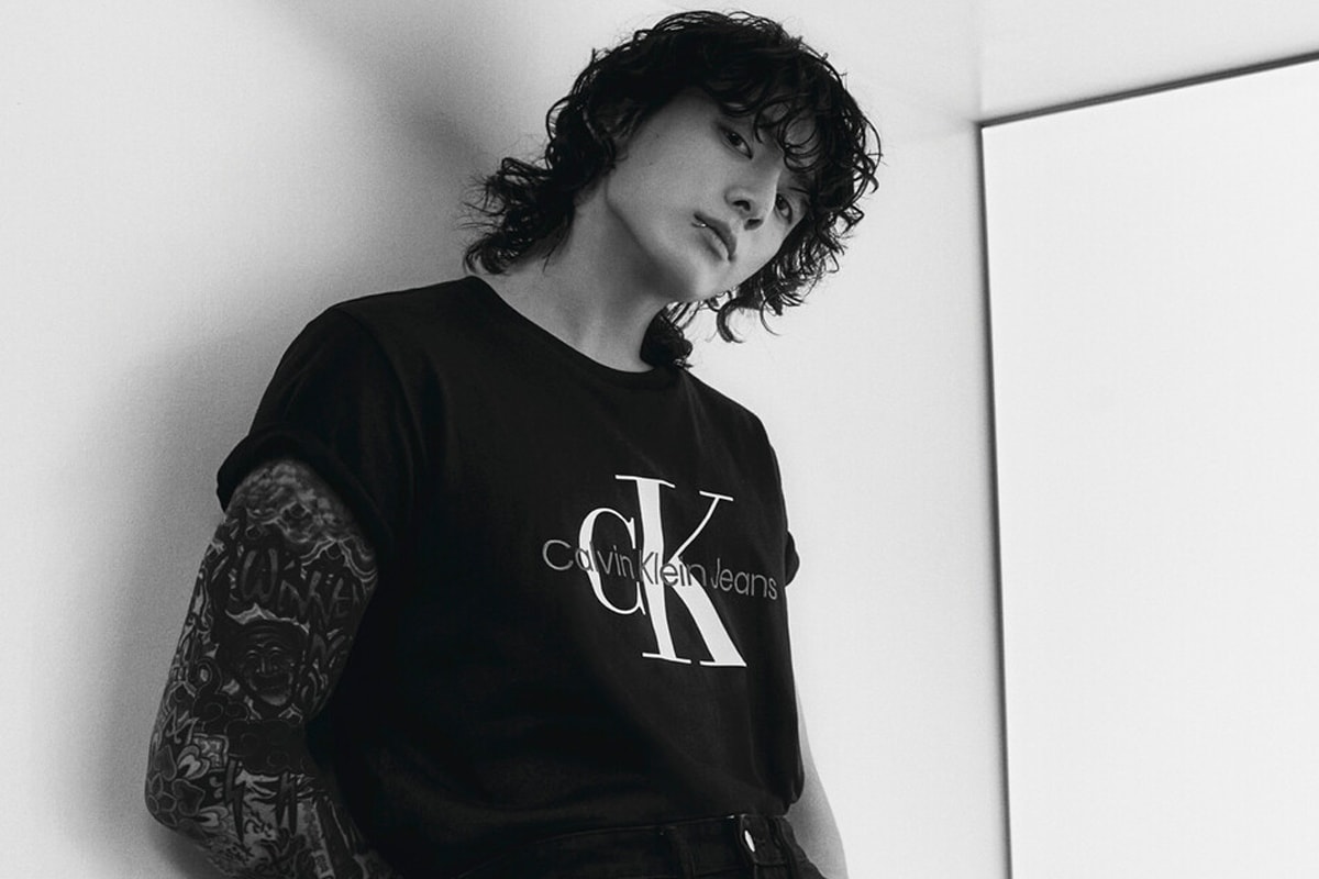 한국 대중문화에 대한 패션의 매력 럭셔리 패션의 한국 대중문화에 대한 매력은 왜 단순한 트렌드가 아닌가?  리사 제니 지수 로즈 블랙핑크 샤넬 MAC 화장품 불가리 BTS 지민 정국 디올 보테가 베네타 RM 슈가 진 제이홉 루이비통 구찌 패션쇼 서울 최소라 박혜정 소조 발렌티노 아시아 코로나 한국 뉴진 하니 혜린 민지 다니엘 마쉬 정호윤 오징어 게임 넷플릭스 케이팝 K 드라마