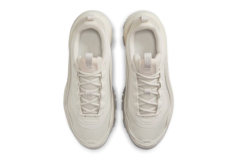 nike air max 97 sneakers in metallic cream