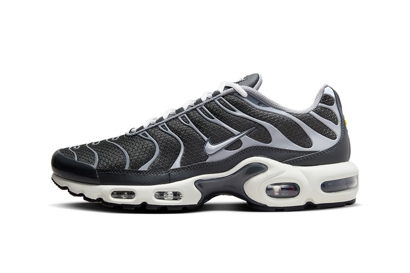 Men's Nike Air Max Plus - Black/White-Metallic Silver 8