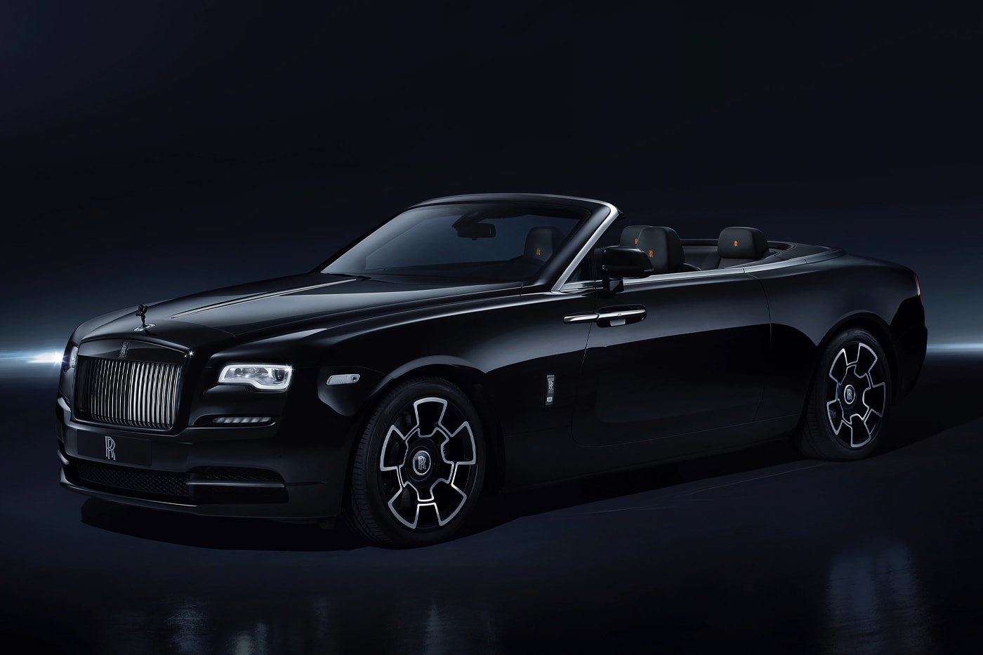 Rolls-Royce Dawn Has Officially Been Discontinued convertible fourr-seater luxury car spectre ev launch electric vehicles