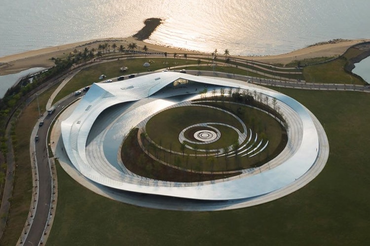Sou Fujimoto's "Sky Mountain" Is Hainan's New Seaside Landmark