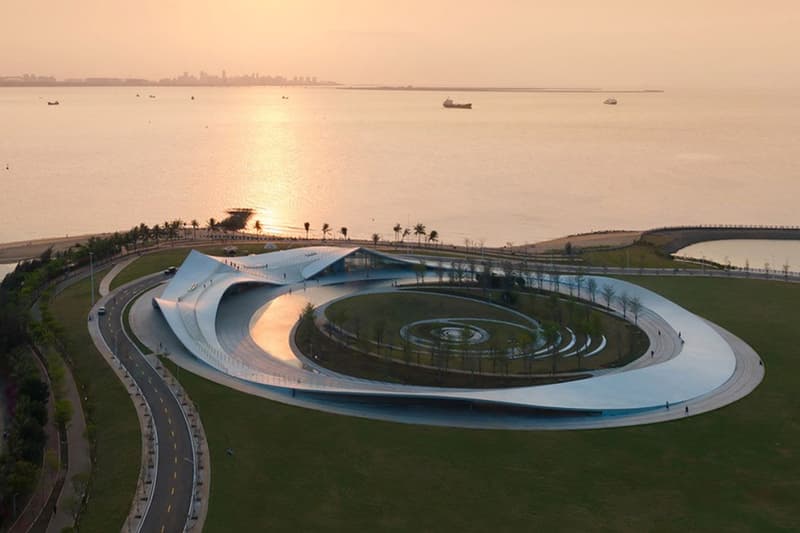 Sou Fujimoto landmark haikou bay sky mountain hainan province circular pavilion 