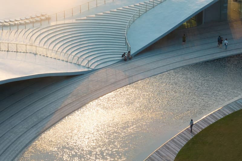 Sou Fujimoto landmark haikou bay sky mountain hainan province circular pavilion 