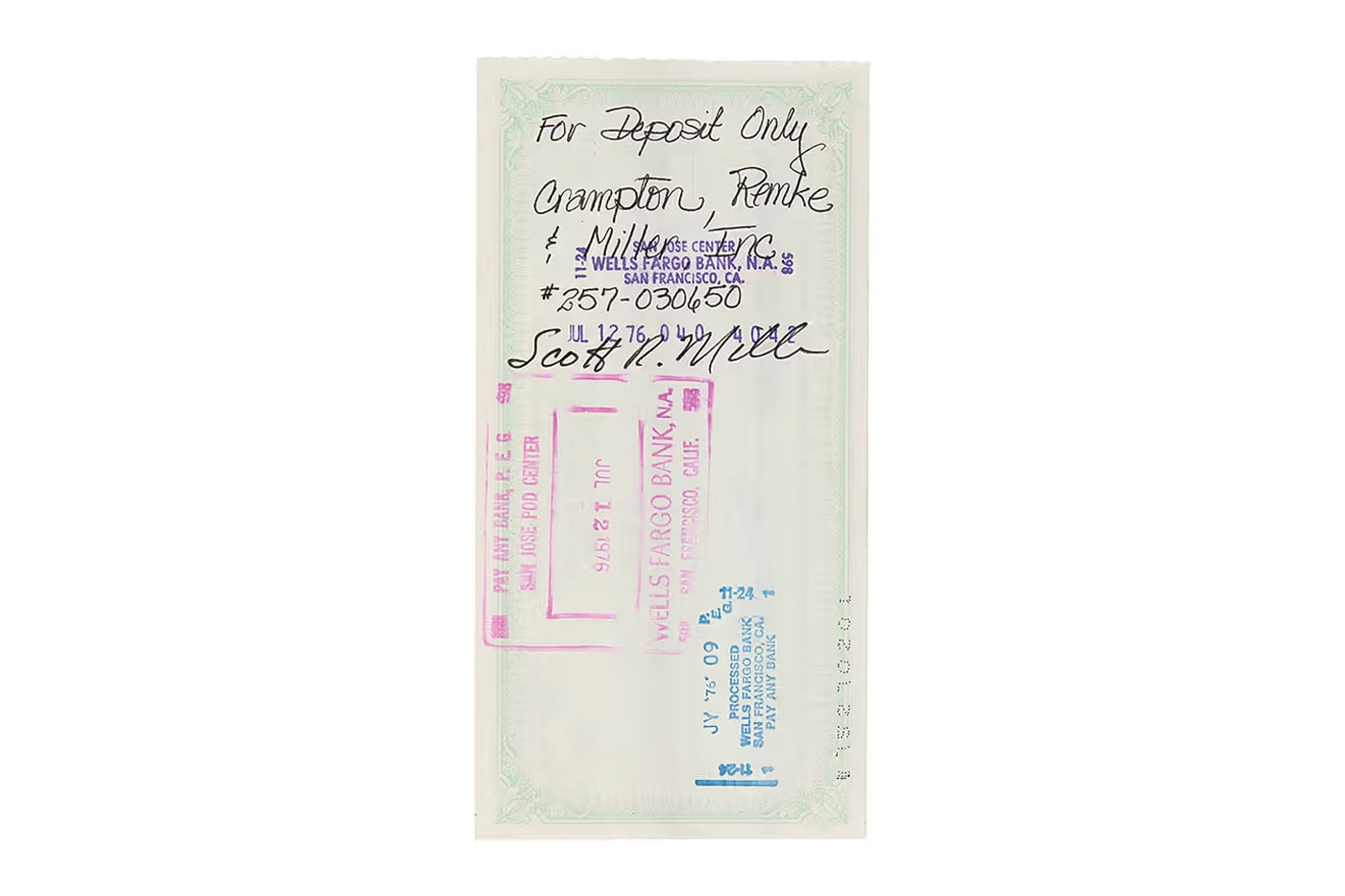 Apple Steve Jobs autographed cheque issued in the year of its founding 100,000 USD release price