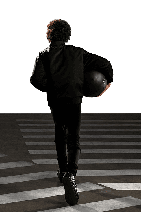 XANDER ZHOU Fall Winter 2023 fw23 Collection Interview Feature menswear womenswear ai artificial intelligence London fashion week uk china designer