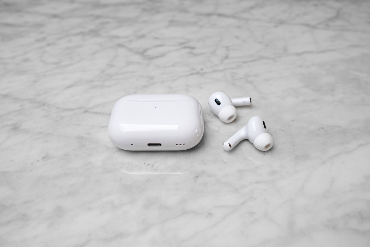 Wireless Earbuds Comparo: Xiaomi AirDots vs Apple AirPods vs Louis