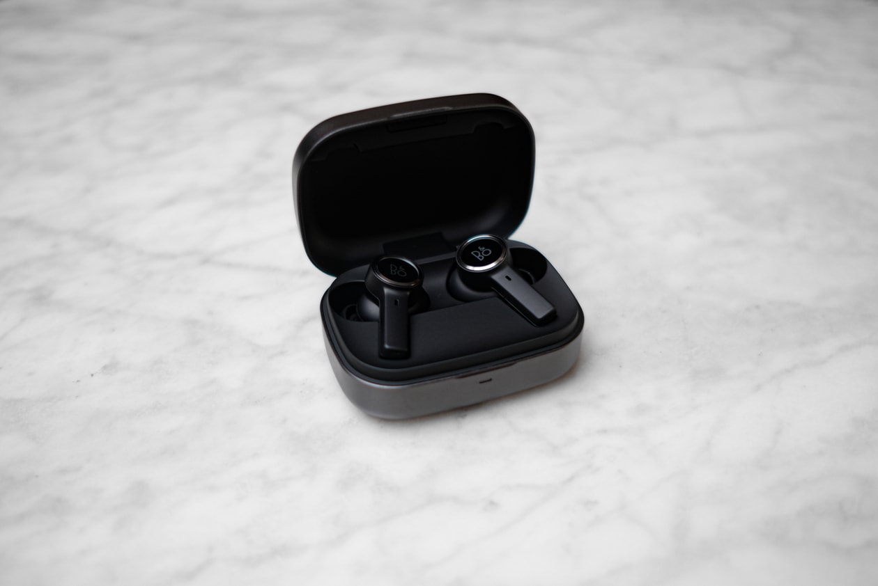 8 of the Best Wireless Earphones Available To Buy Now Sony Nothing Ear Apple AirPods Bose QuietComfort Sennheiser