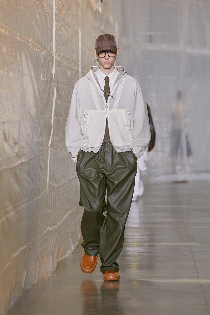 SOLID HOMME SS24 Examines the Evolution of Uniforms Fashion Paris Fashion Week 