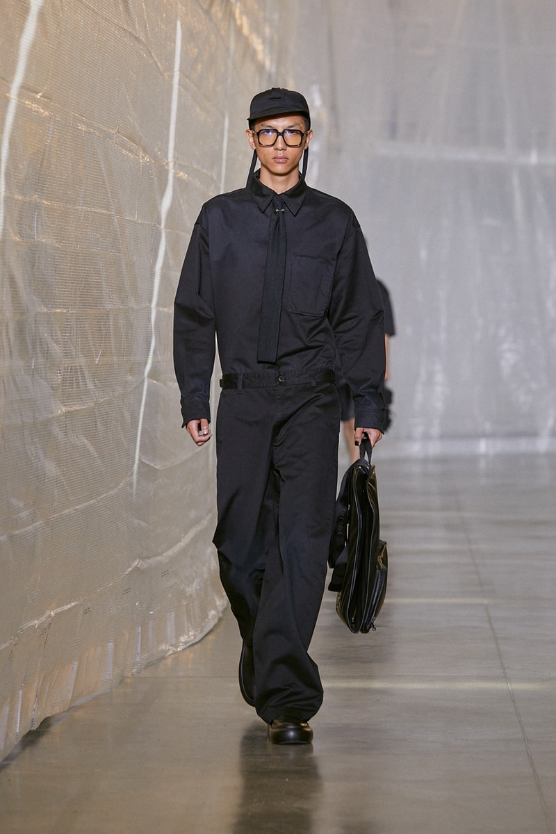 SOLID HOMME SS24 Examines the Evolution of Uniforms Fashion Paris Fashion Week 