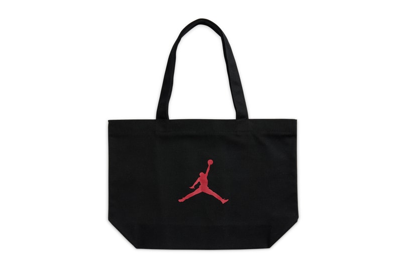 Air Jordan 1 Satin Bred WMNS Rumor Release Info date store list buying guide photos price FD4810-061 Release Date
